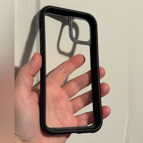 Disney - IPhone 11/XR Pocahontas Phone Case - Picture 5 of 5